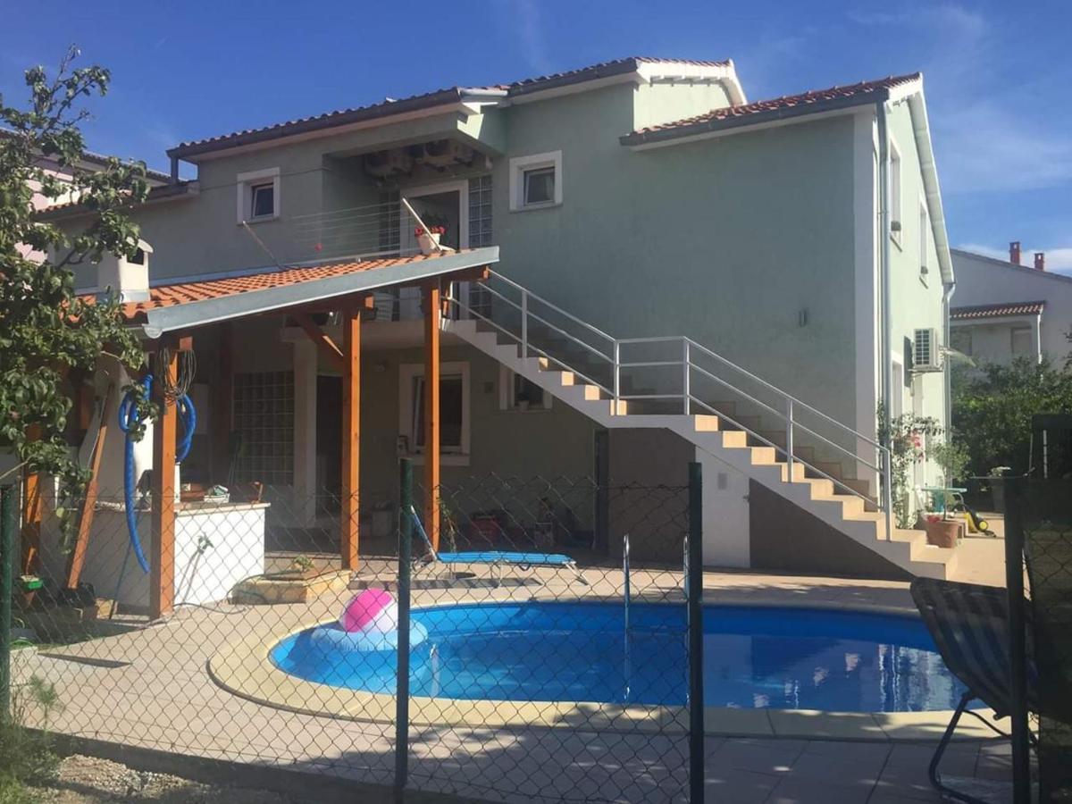 Chillout Apartments With Pool Patricia Фажана Екстер'єр фото