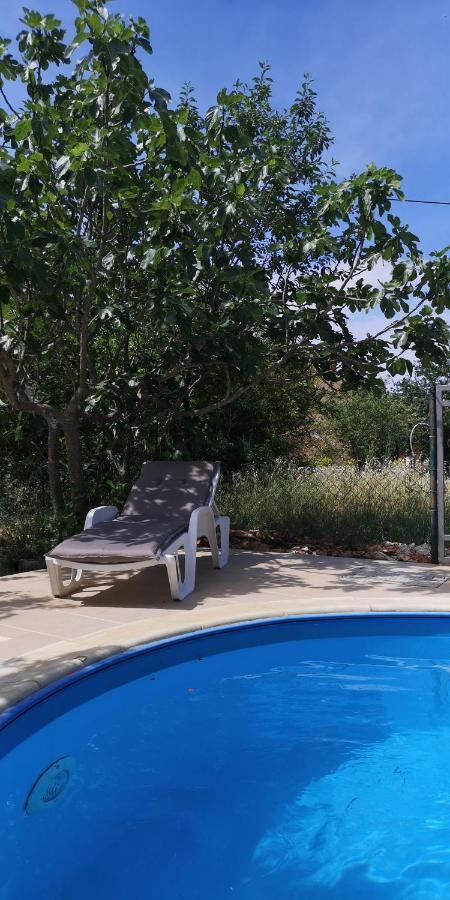 Chillout Apartments With Pool Patricia Фажана Екстер'єр фото